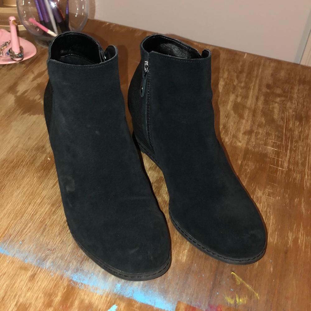 Black Pumps/Wedges/Platforms